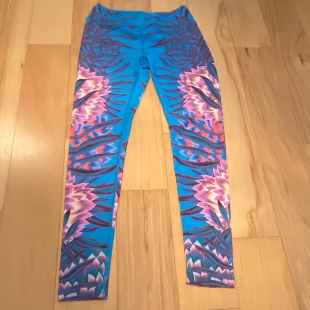 Mara Hoffman printed leggings. Size small fits like a Medium.